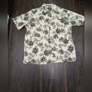 St. John's Bay Cream and‎ Green Tropical Casual Shirt
